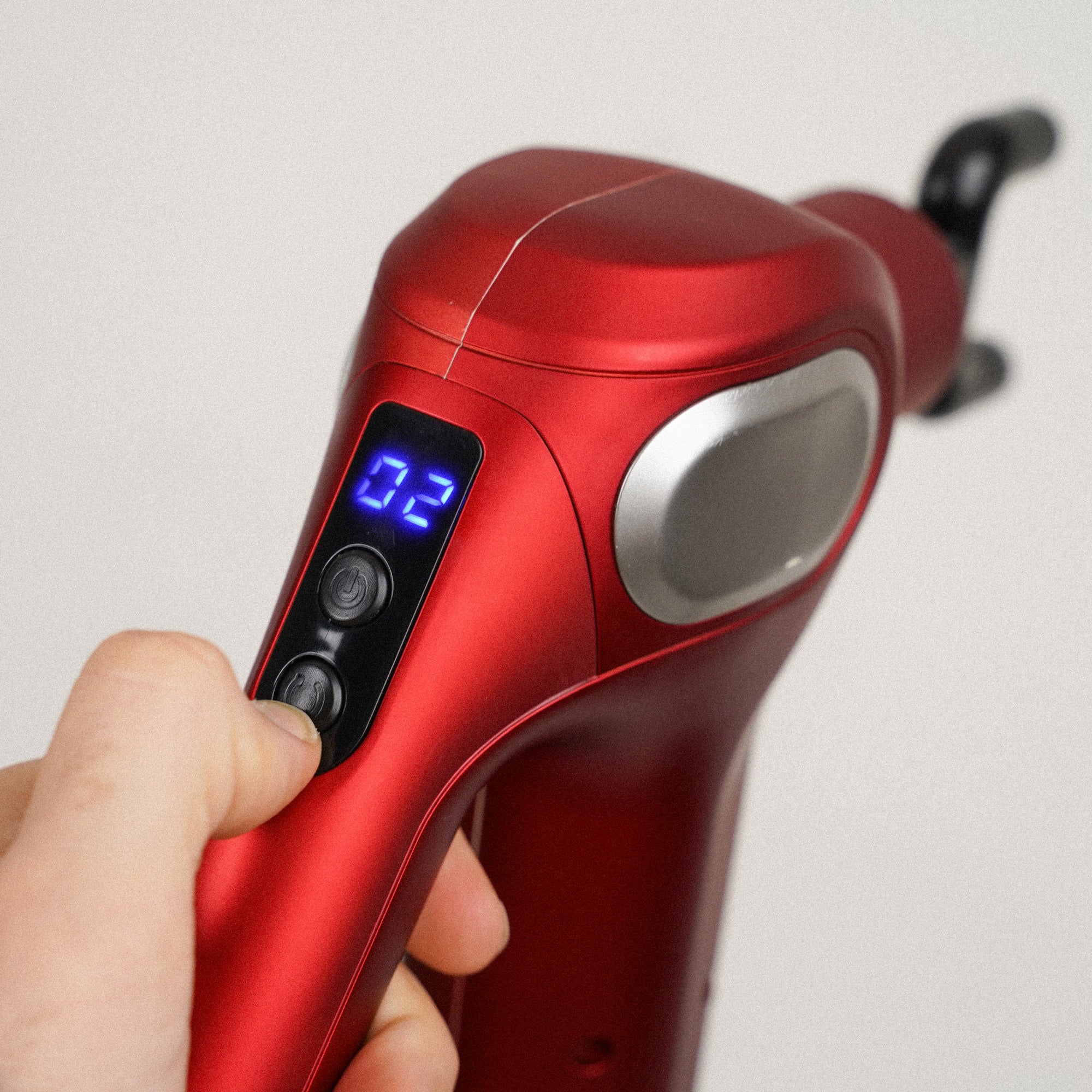 Therapeutische Muskelmassagepistole mit 8 Köpfen und 12 Geschwindigkeitsstufen