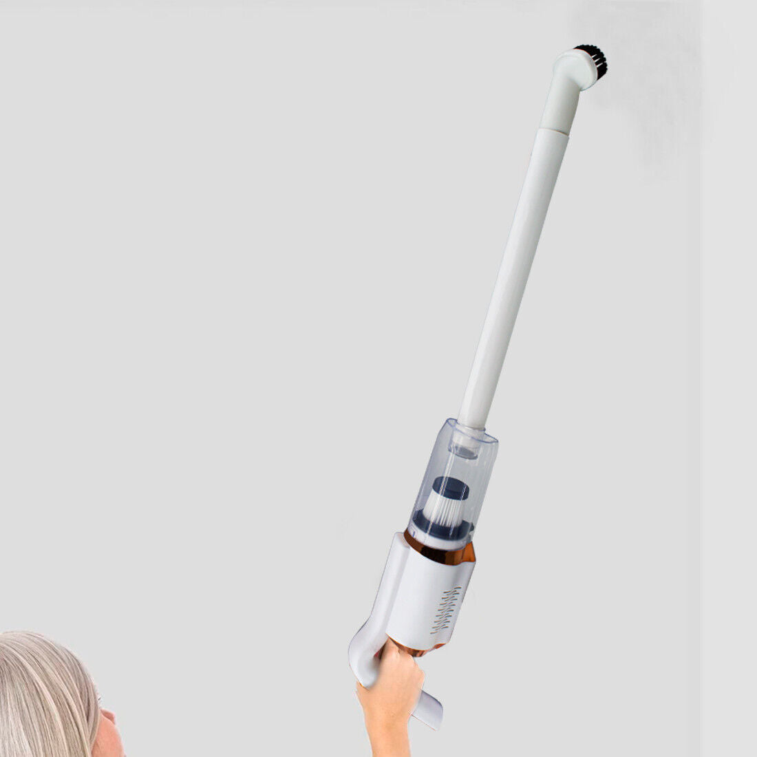 Electric cordless portable vacuum cleaner